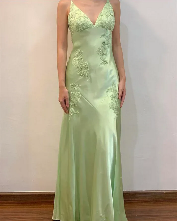Elegant Green Vintage V Neck Long Prom Dress Charming Evening Party Dress Formal Dress