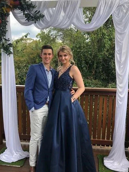 Stunning V-neck Satin Prom Dresses A-line Beaded Gowns With Sweep Train Elegant Evening Dress