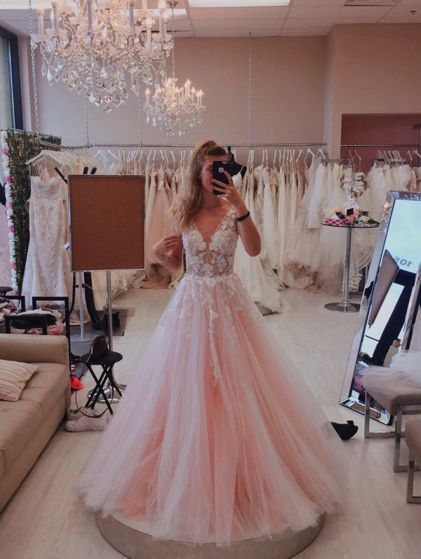 SSR0227,Charming Ball Gown Pink Tulle Lace Appliques V neck Prom Dresses Party Dresses